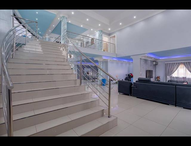 4 BEDROOM HOUSE FOR SALE IN RESERVOIR HILLS